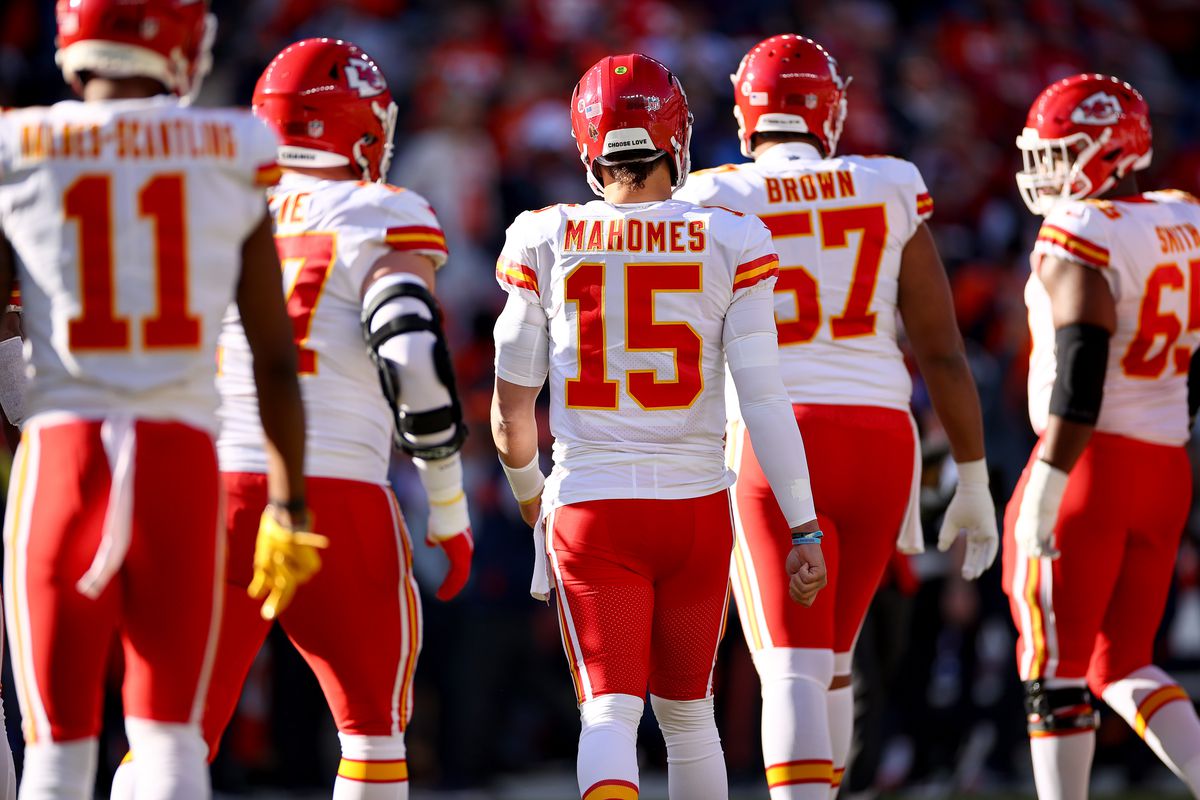 Chiefs News 12/17: 'Mahomes does not have any absolute weaknesses' -  Arrowhead Pride
