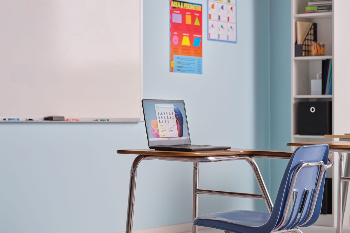 Windows 11 SE laptops arrive to take on Chromebooks in schools