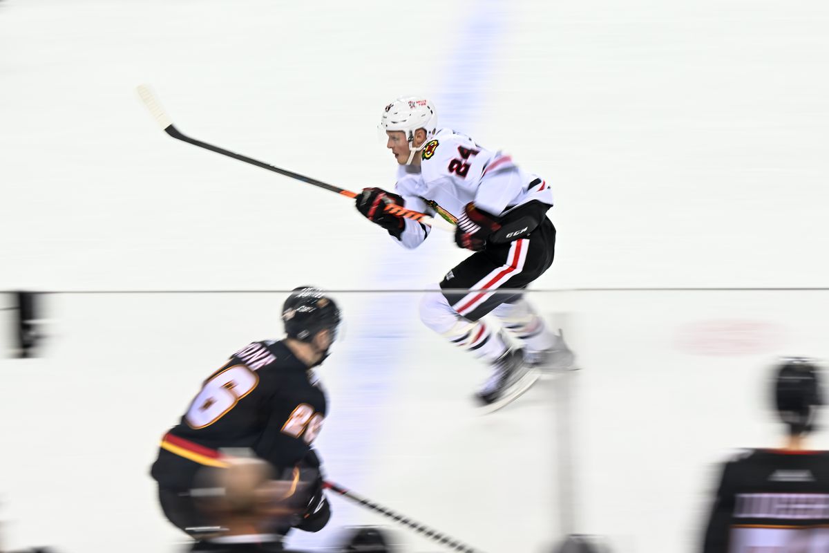 NHL: JAN 26 Blackhawks at Flames