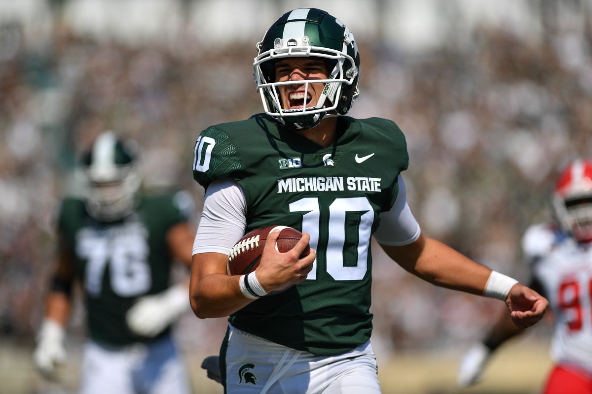 COLLEGE FOOTBALL: SEP 11 Youngstown State at Michigan State