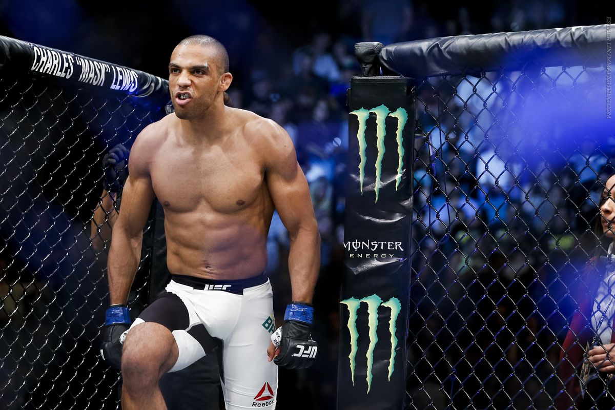 Edson Barboza fighting in Abu Dhabi is something straight out of a movie -  MMA Fighting