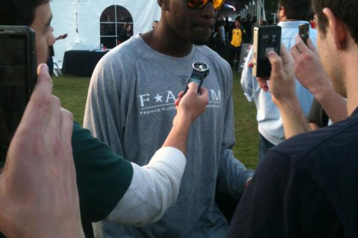 Justin Blackmon speaking with interviewers from UCLA Radio. (Photo via <a href="https://twitter.com/#!/AdamBCC" target="new">my phone</a>)