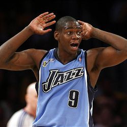 Ronnie Brewer, who has been the Utah Jazz's starting shooting guard, was traded to the Memphis Grizzlies on Friday for a conditional 2011 first-round draft pick.  