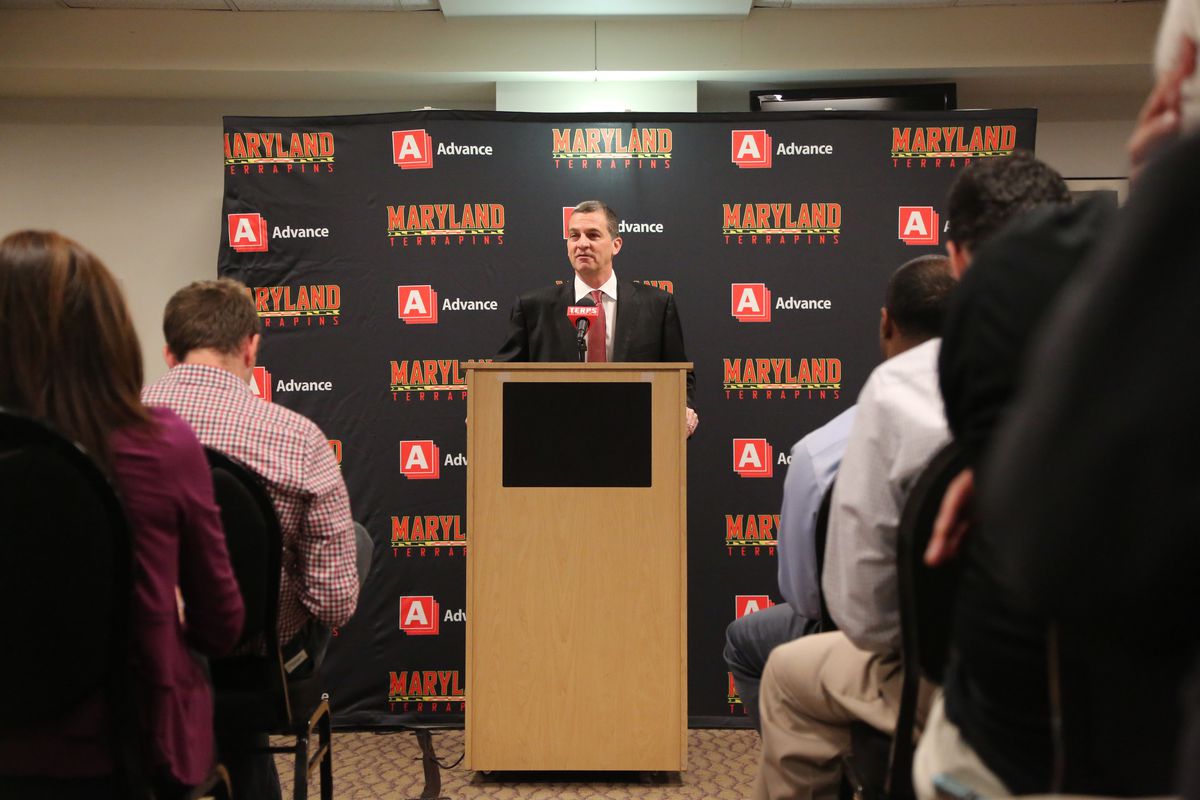 Mark Turgeon addresses a crowd of reporters at Maryland's basketball media day on Oct. 20.
