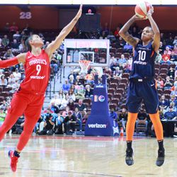 The Washington Mystics take on the Connecticut Sun in a WNBA game at Mohegan Sun Arena in Uncasville, CT on June 9, 2018.