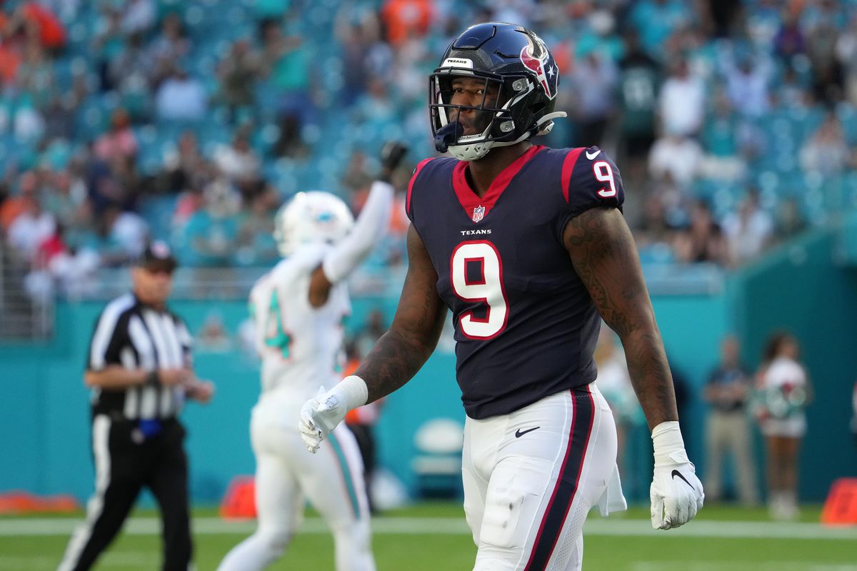 Houston Texans tight end Brevin Jordan (9) walks off the field between plays during the second half against the Miami Dolphins at Hard Rock Stadium.