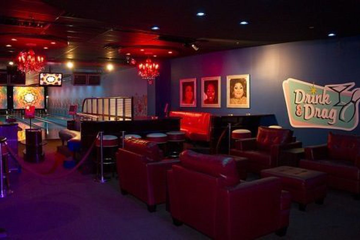 The lounge at Drink & Drag. 