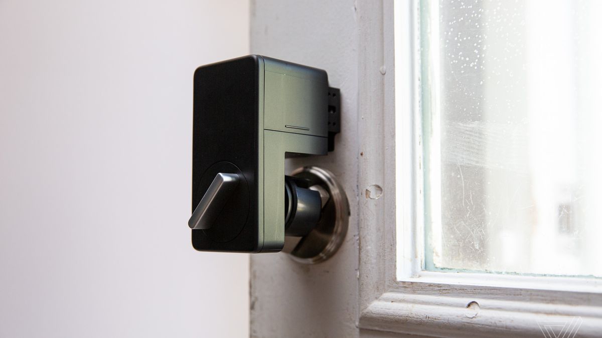 SwitchBot Lock review: a tiny robot hand that unlocks your door