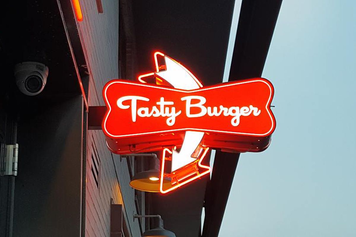 Tasty Burger DC sign