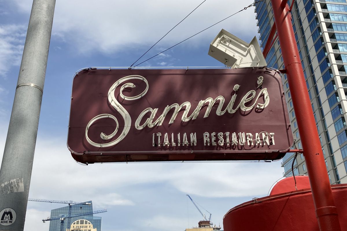 The sign for Sammie’s Italian Restaurant