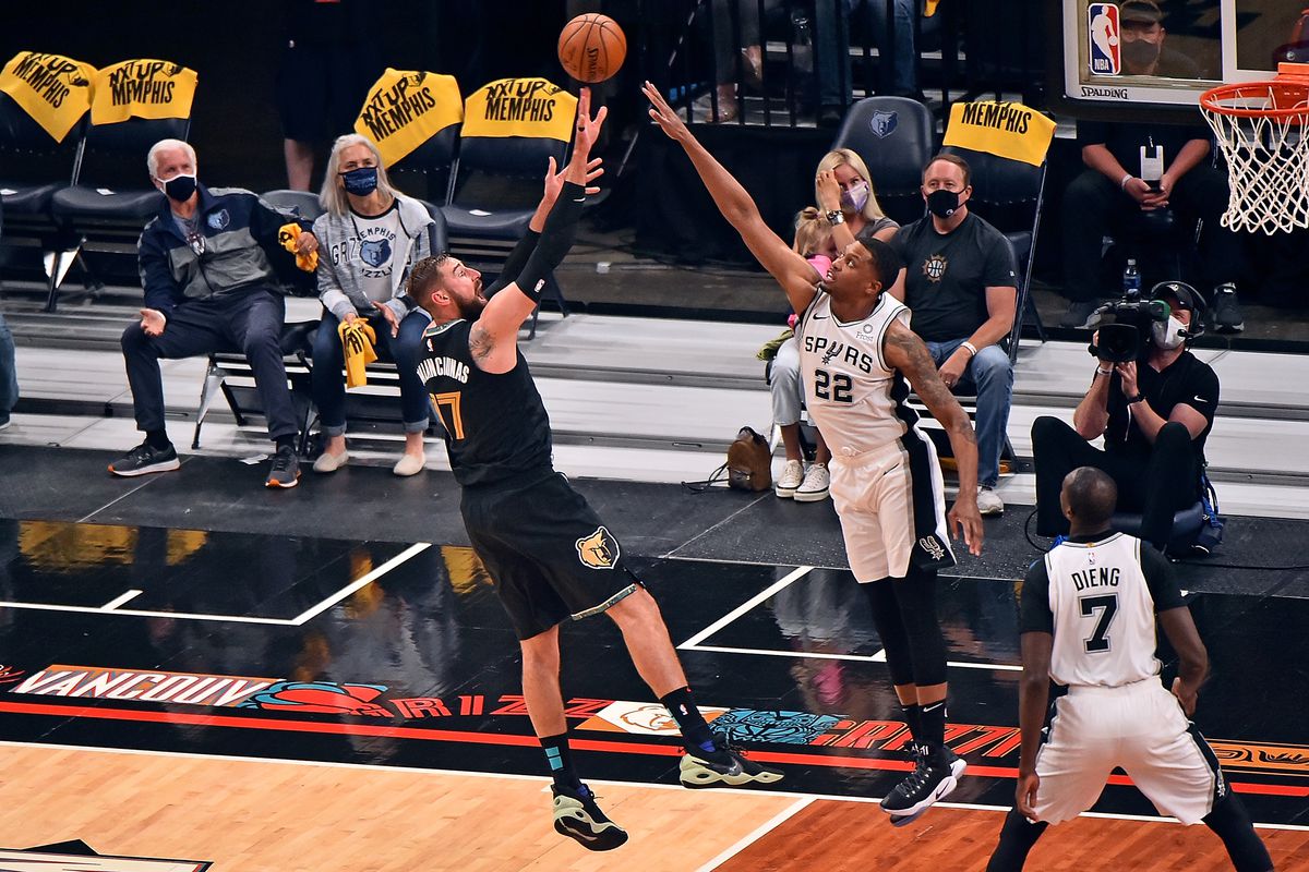 San Antonio Spurs v Memphis Grizzlies - Play-In Tournament