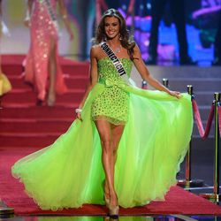Miss Connecticut Erin Brady walks onstage during the Miss USA 2013 pageant, Sunday, June 16, 2013, in Las Vegas. (AP Photo/Jeff Bottari)