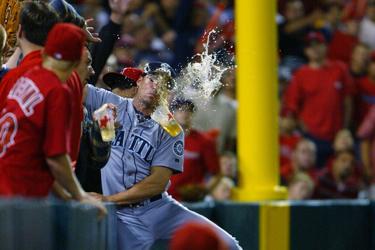 yes this is scott podsednik getting a beer in the face 