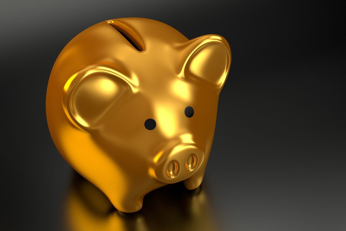 A gold piggy bank