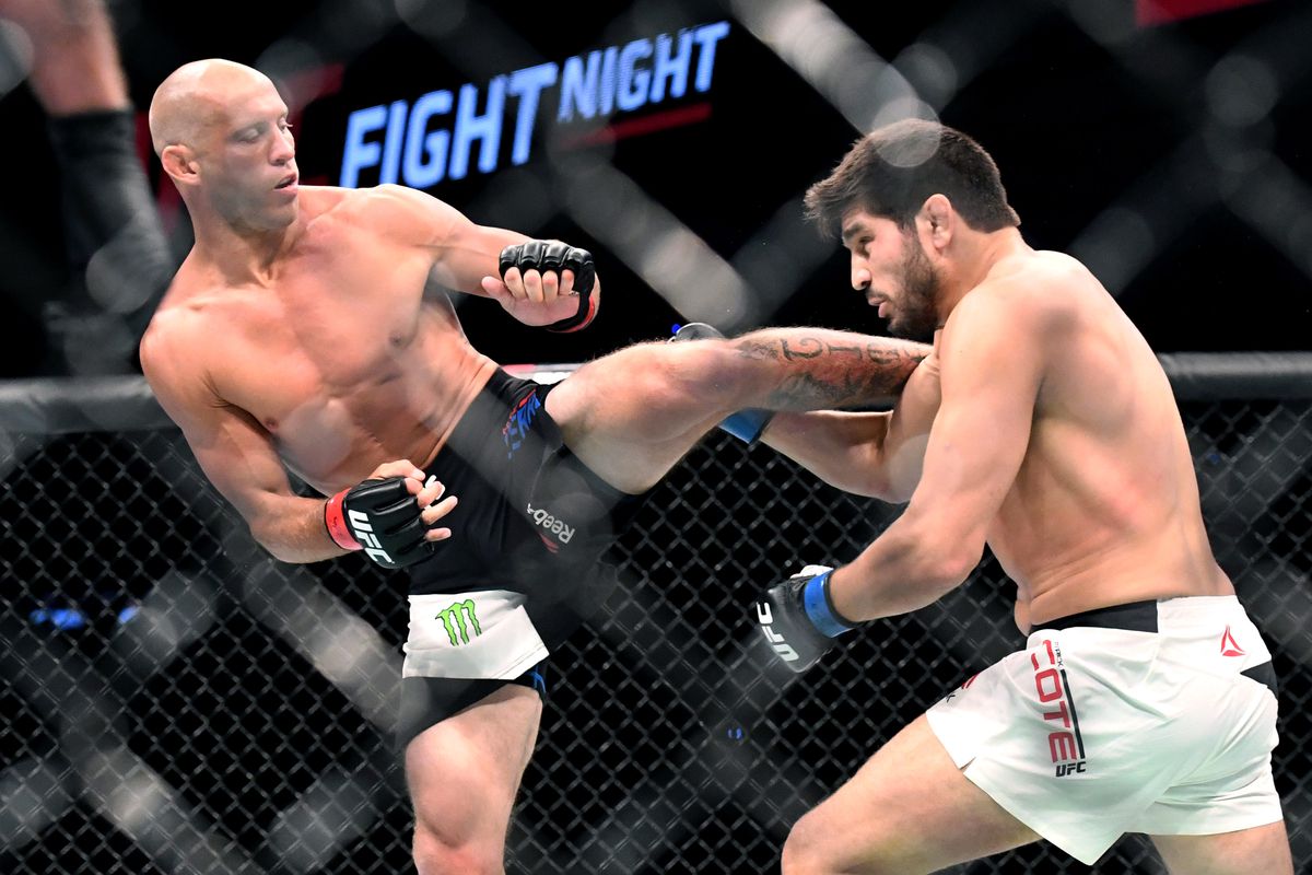 MMA: UFC Fight Night-Cote vs Cerrone