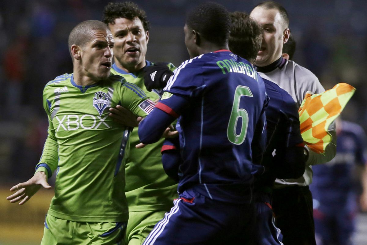 Osvaldo Alonso brings a lot of quality, and a wee bit of a temper, to the Seattle midfield.