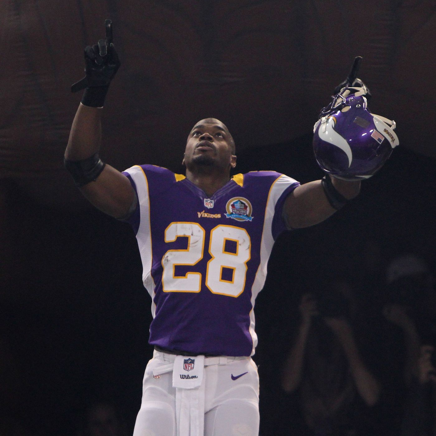 Adrian Peterson Makes Madden Cover After All - Daily Norseman