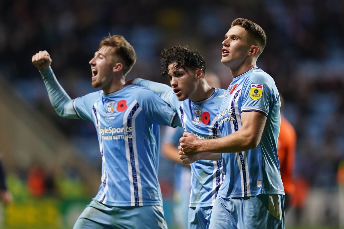 Coventry City v Queens Park Rangers - Sky Bet Championship - Coventry Building Society Arena