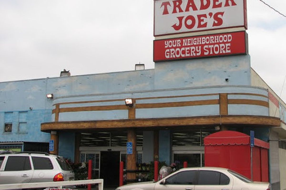 Image <a href="http://www.theeastsiderla.com/2010/07/silver-lake-trader-joes-grows-but-what-happened-to-those-murals/">via</a>