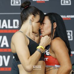 Amber Leibrock and Arlene Blencowe square off at Bellator 206 weigh-ins.