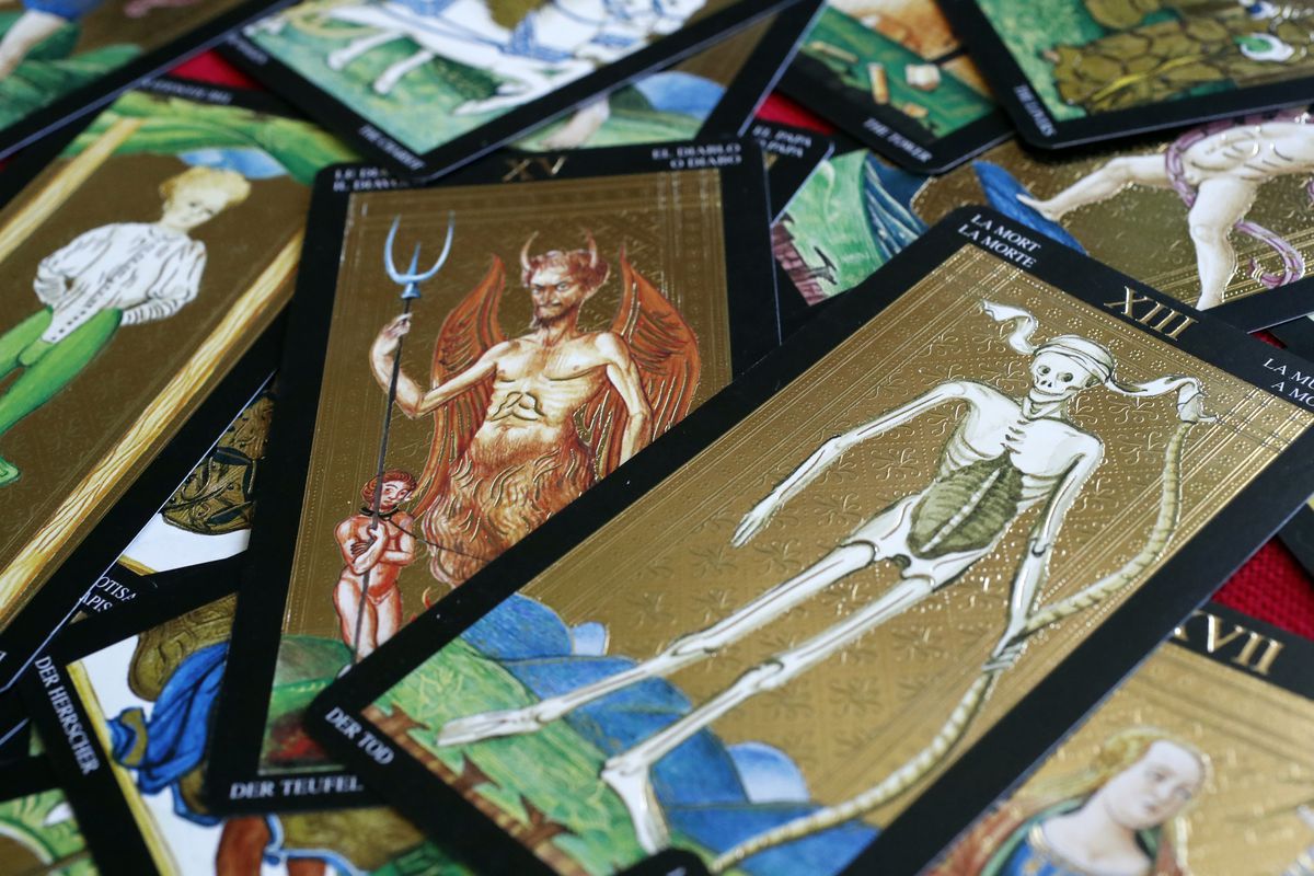 Tarot cards. The devil. Death.