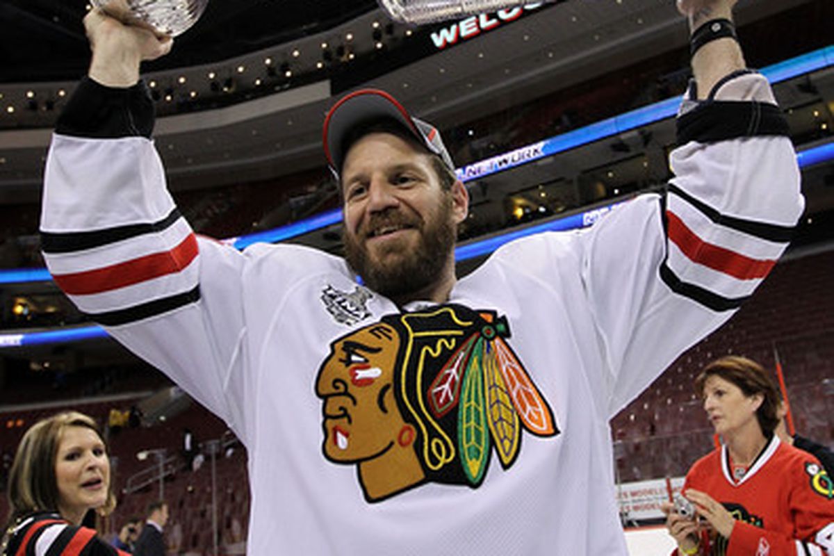 via <a href="http://www1.pictures.zimbio.com/gi/Stanley+Cup+Finals+Chicago+Blackhawks+v+Philadelphia+aWNJYh9Sv2Bl.jpg">www1.pictures.zimbio.com</a> Thank you sir, may I have another?
