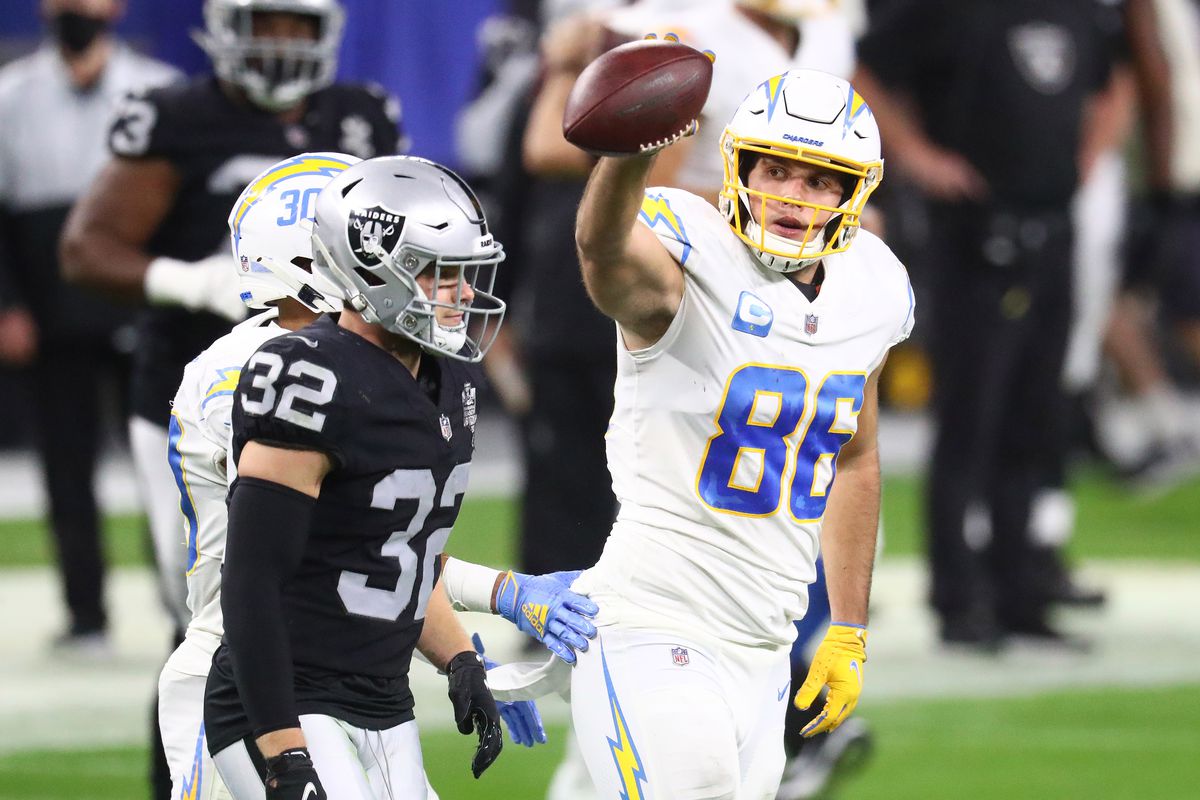 Los Angeles Chargers tight end Hunter Henry (86) reacts after making a catch against the Las Vegas Raiders during the first half at Allegiant Stadium.
