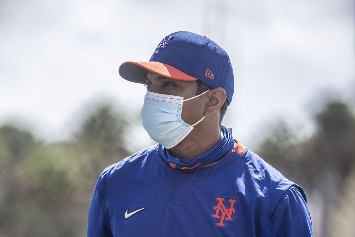 New York Mets manager Luis Rojas during spring training