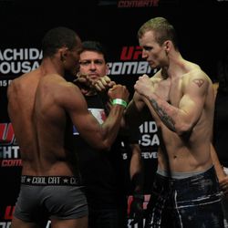 UFC Fight Night 36 weigh-in photos
