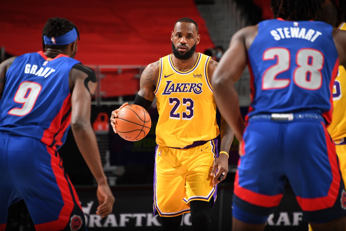 Los Angeles Lakers v Detroit Pistons