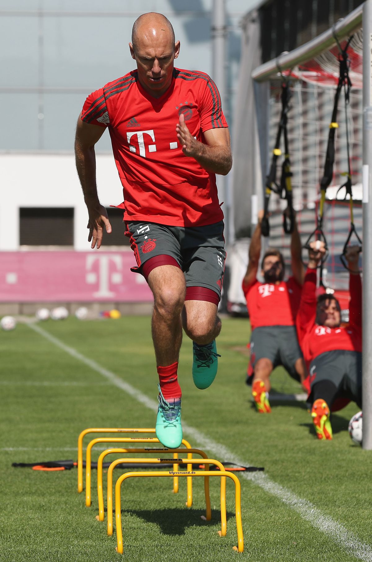FC Bayern Muenchen - Training Session
MUNICH, GERMANY - JULY 12: Arjen Robben of FC Bayern Muenchen practices during a training session at the club's Saebener Strasse training ground on July 12, 2018 in Munich, Germany