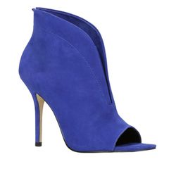 Aldo high heel, <a href="http://www.aldoshoes.com/us/women/shoes/high-heels/34006259-piedim/6">$120</a>