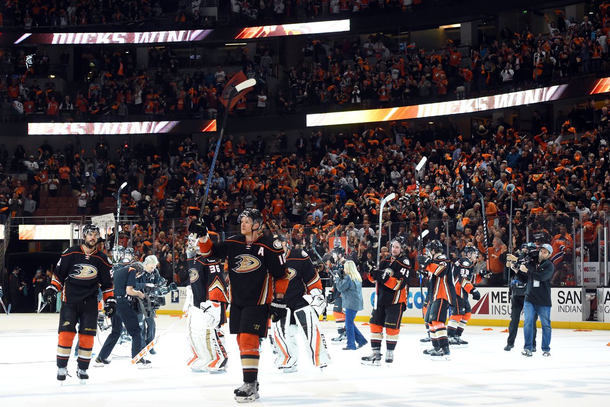 NHL: MAY 10 2nd Round Game 7 - Oilers at Ducks