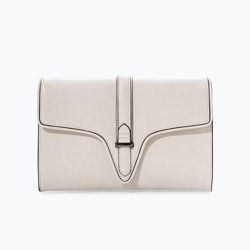 <strong>Zara</strong> Buckle Detail Clutch, <a href="http://www.zara.com/us/en/woman/handbags/hand-bags/buckle-detail-clutch-c269201p1984246.html">35.90</a>
