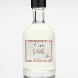 Sake, anyone? This scent combines ginger, lotus, white peach, and other subtle notes to create the hint of the Japanese alcohol.<br /><br /><a href="http://www.fresh.com/fragrance/fragrance-sake-rice/sake-eau-de-parfum" rel="nofollow">Fresh:</a> $75