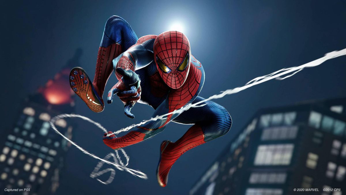 Peter Parker in the Amazing Spider-Man suit in Marvel’s Spider-Man Remastered. 