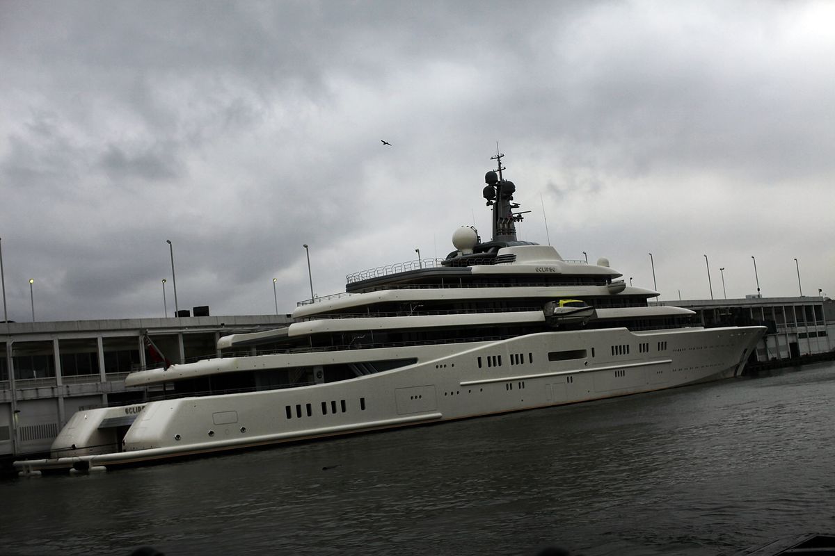 World's Biggest Yacht Berthed In New York City
