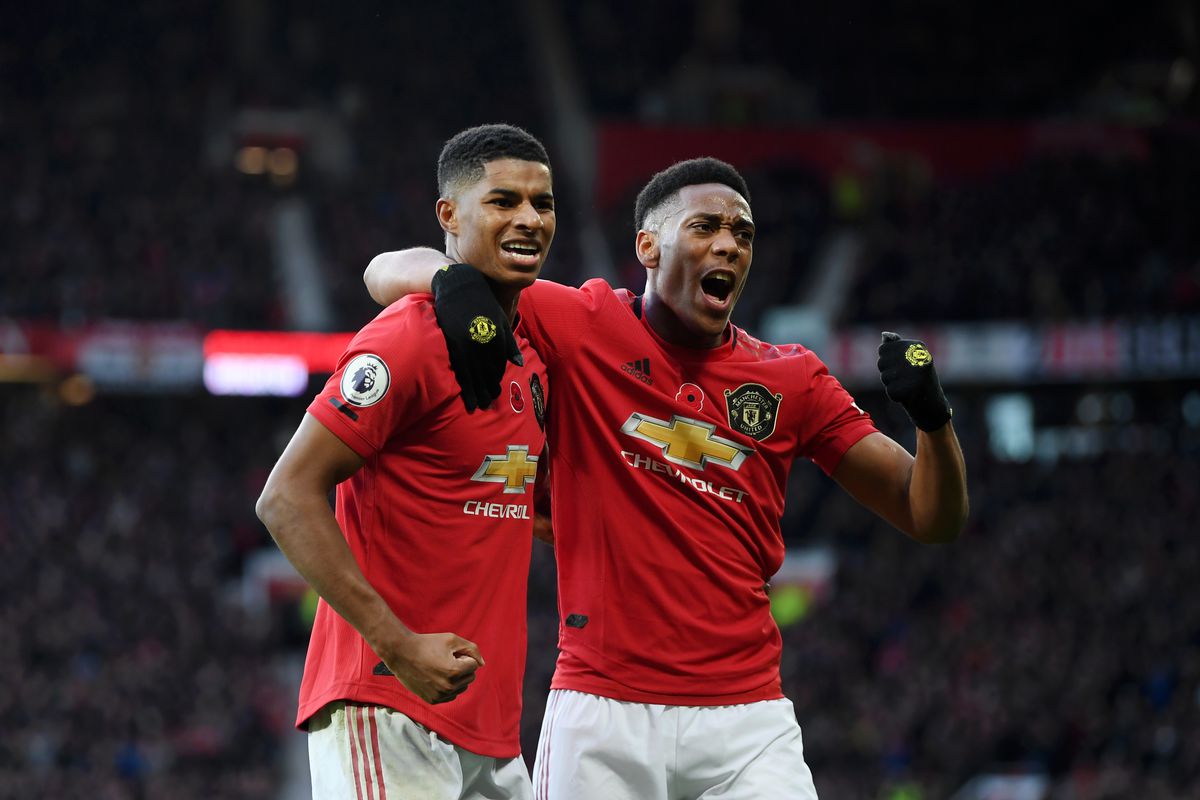 Marcus Rashford celebrates with teammate Anthony Martial - Manchester United - Premier League