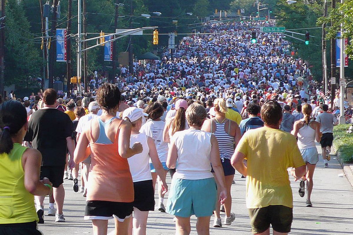 Atlanta's Peachtree Road Race 10k, by chippenziedeutch on FlickR. CC-BY-SA-2.0
