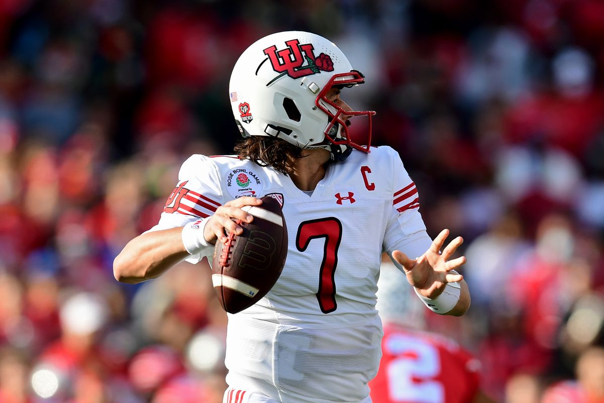 Utah Utes quarterback Cameron Rising throws a pass in the first quarter against the Ohio State Buckeyes during the 2022 Rose Bowl college football game at the Rose Bowl.&nbsp;
