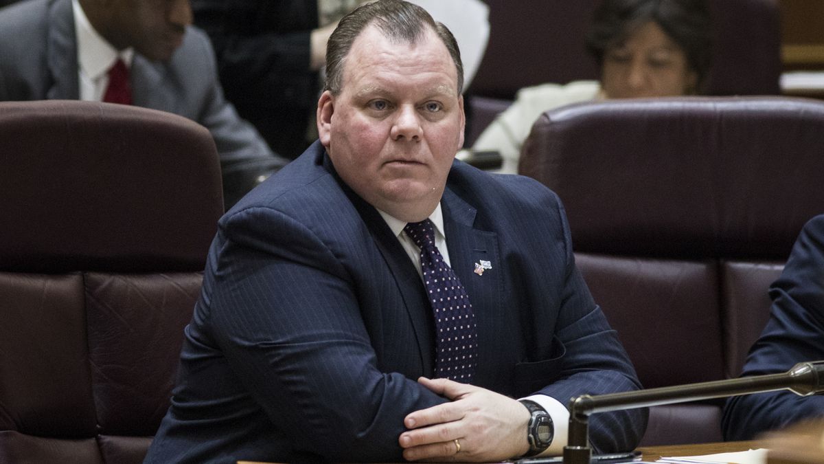 Ald. Patrick Daley Thompson was required to tell City Hall he had a stake in the Pensacola Place apartment tower and the Scotland Yard apartments, both in Uptown. But he didn’t, a Sun-Times investigation found, until he’d been in office a year and had voted to approve development plans for the Pensacola Place property on Montrose Avenue and Hazel Street.