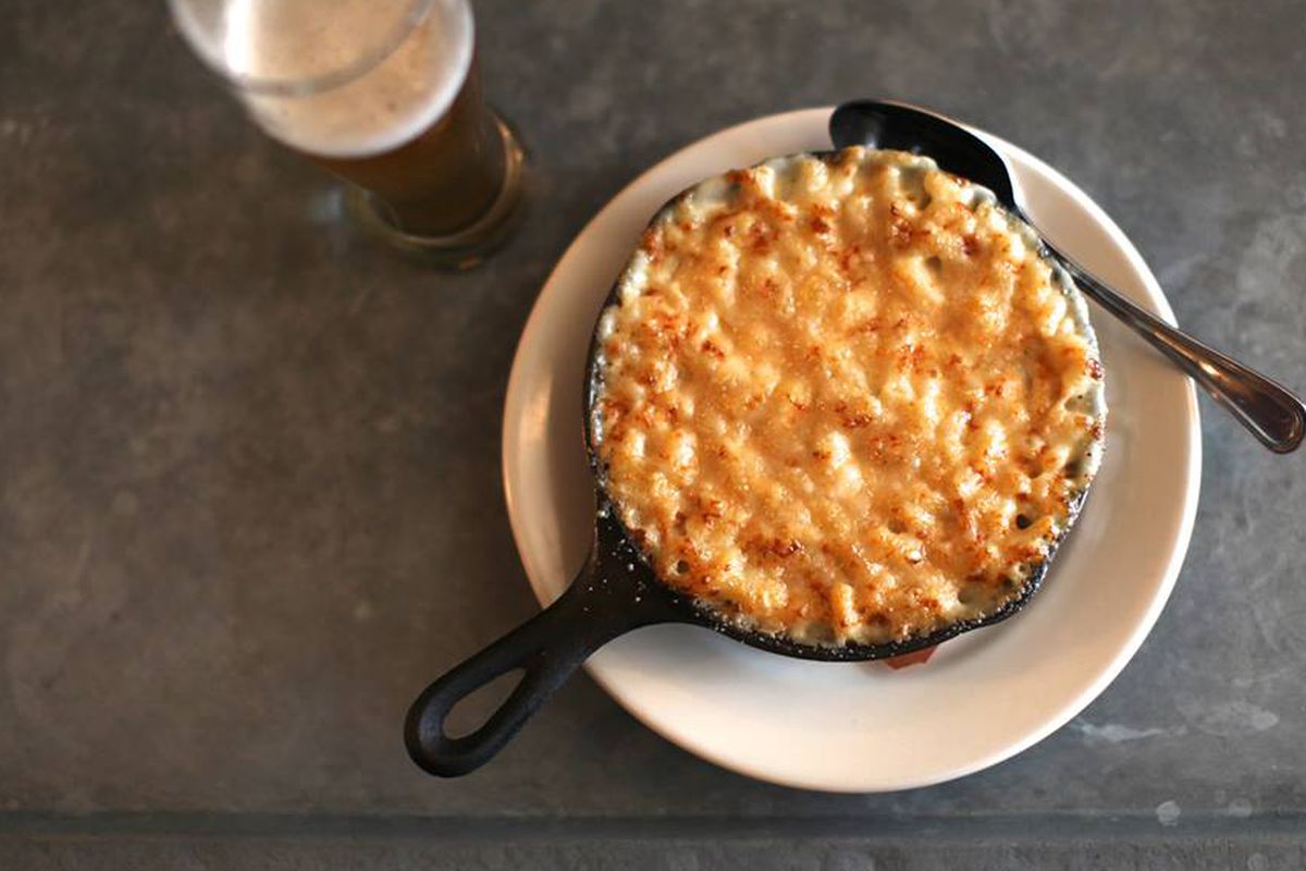 Mac and cheese at The Smith