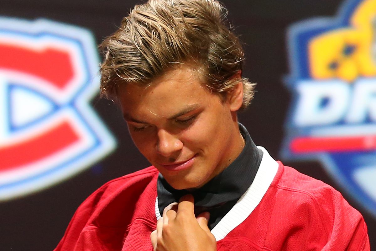 Noah Juulsen poses after being selected 26th overall by the Montreal Canadiens in the first round of the 2015 NHL Draft at BB&T Center on June 26, 2015 in Sunrise, Florida.