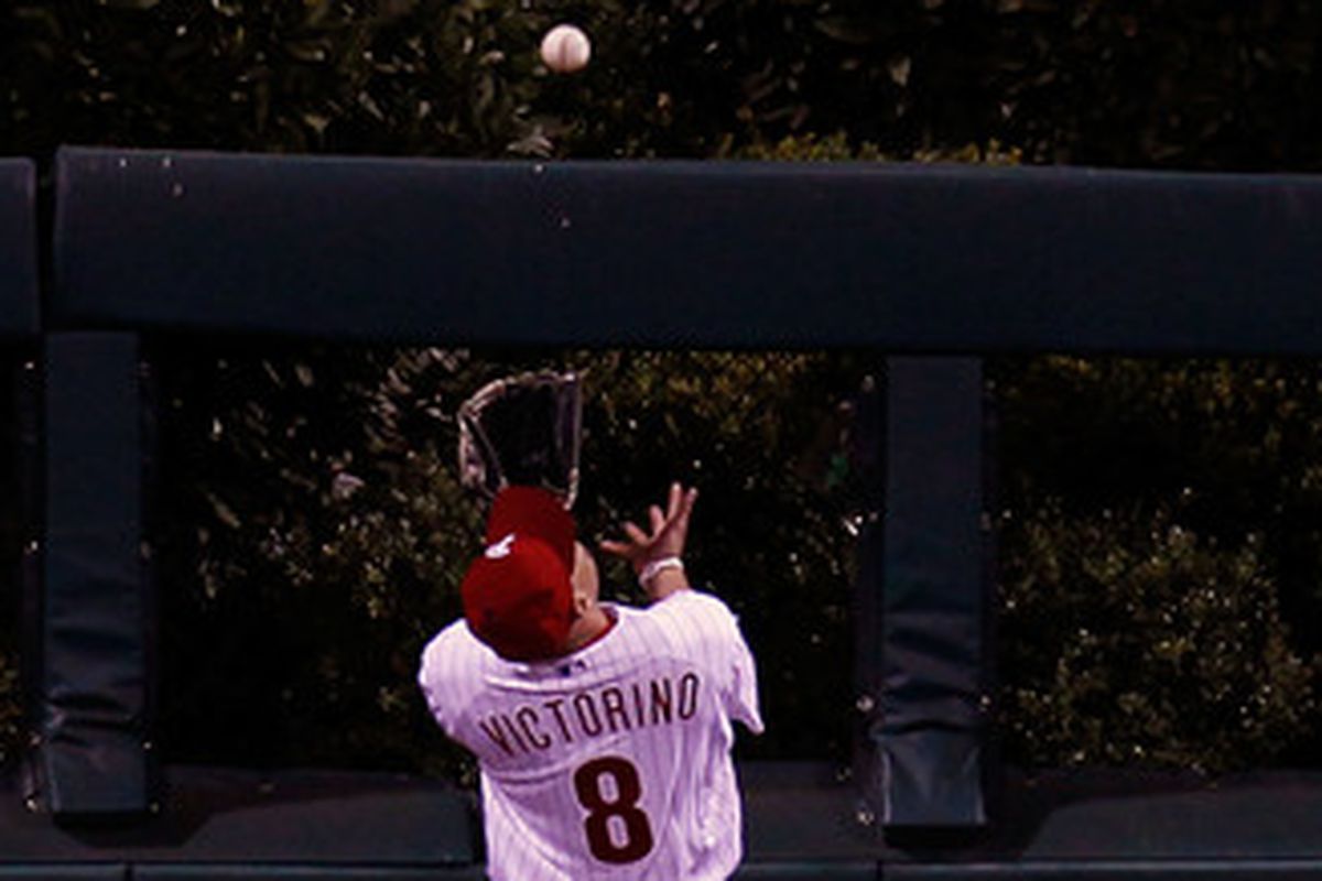 Shane Victorino puts out his glove and in flies a boatload of cash.
