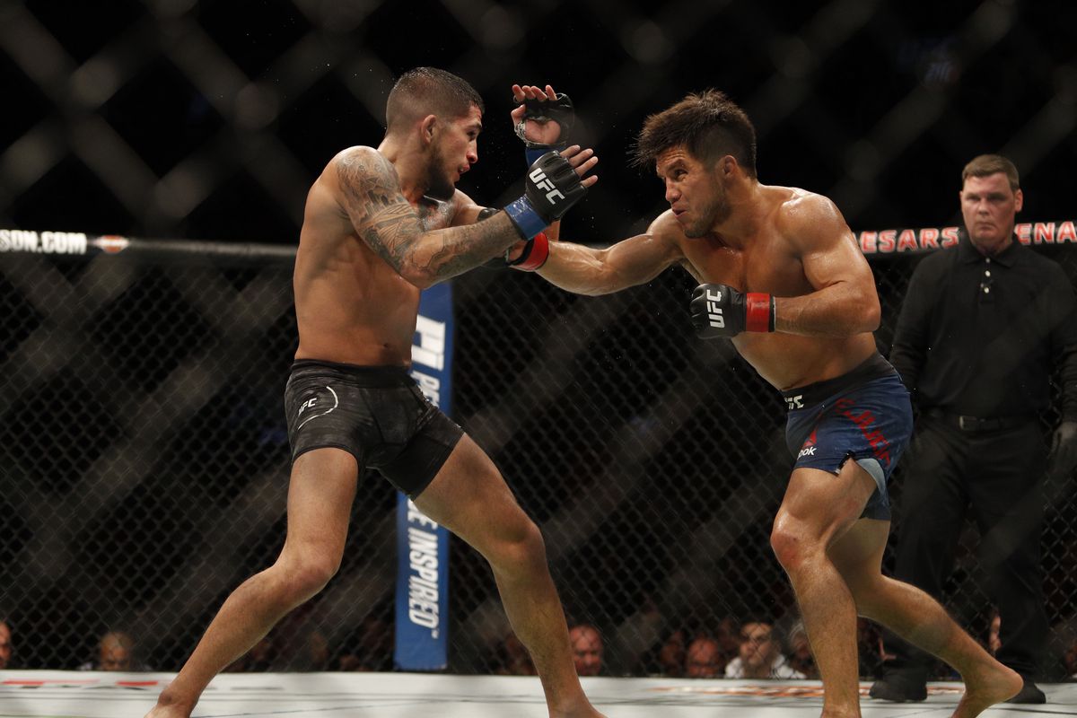 MMA: UFC 218-Cejudo vs Pettis