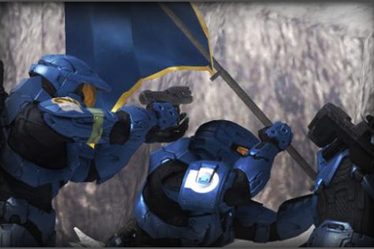 Halo 2 multiplayer, two players in blue are holding a flag