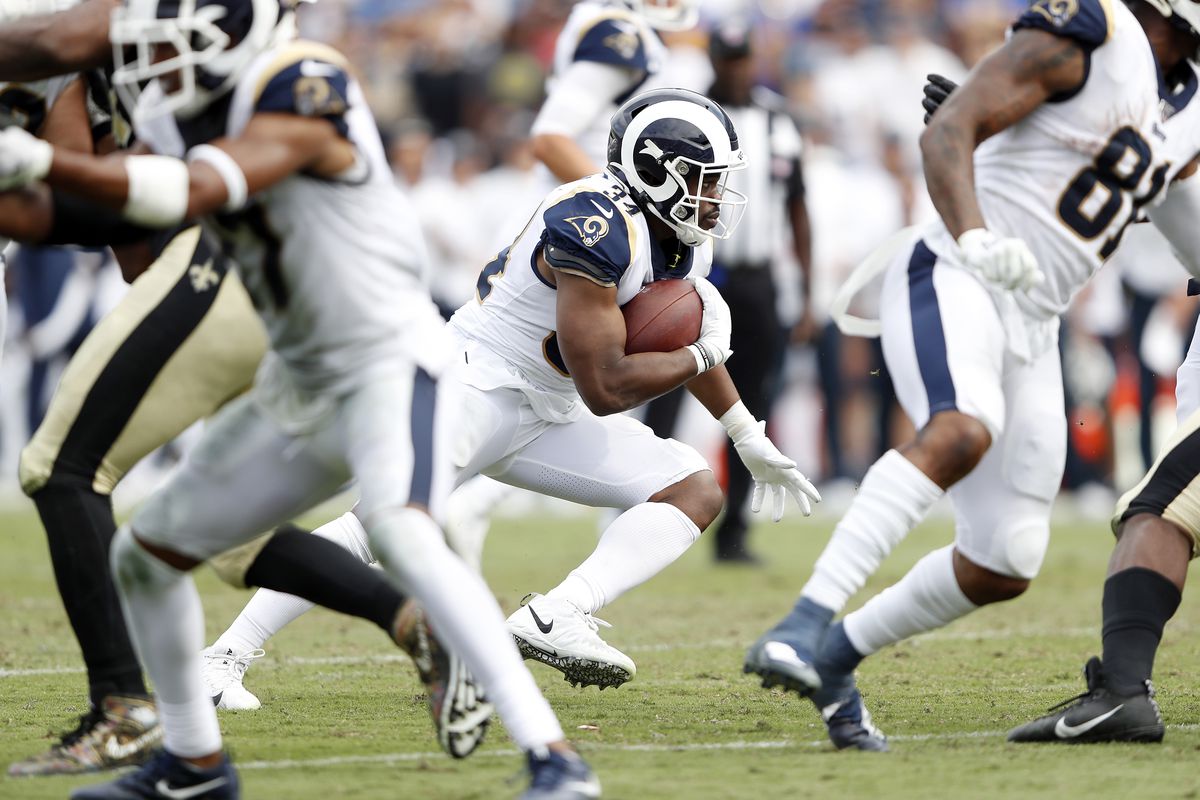 Los Angeles Rams RB Malcolm Brown carries the ball against the New Orleans Saints in Week 2, Sep. 15, 2019.