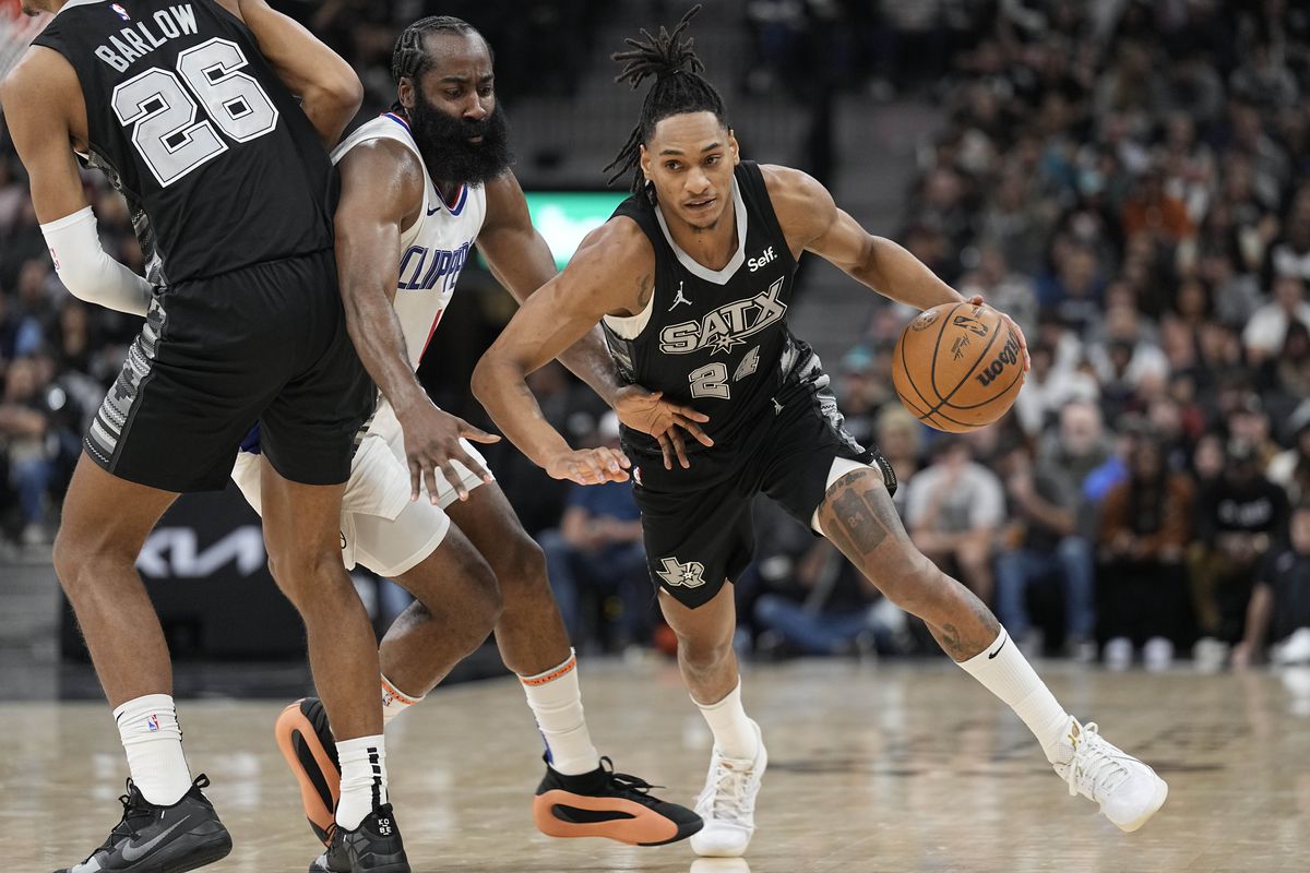 NBA: Los Angeles Clippers at San Antonio Spurs: Spurs’ Future is Bright