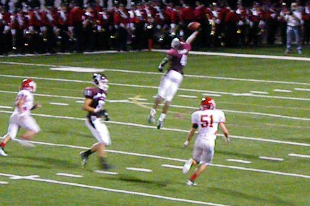 A Cayleb Jones levitation against Belton in 2010. Austin's own, Jones is the top WR target in the 2012 class for Texas (photo by the author).