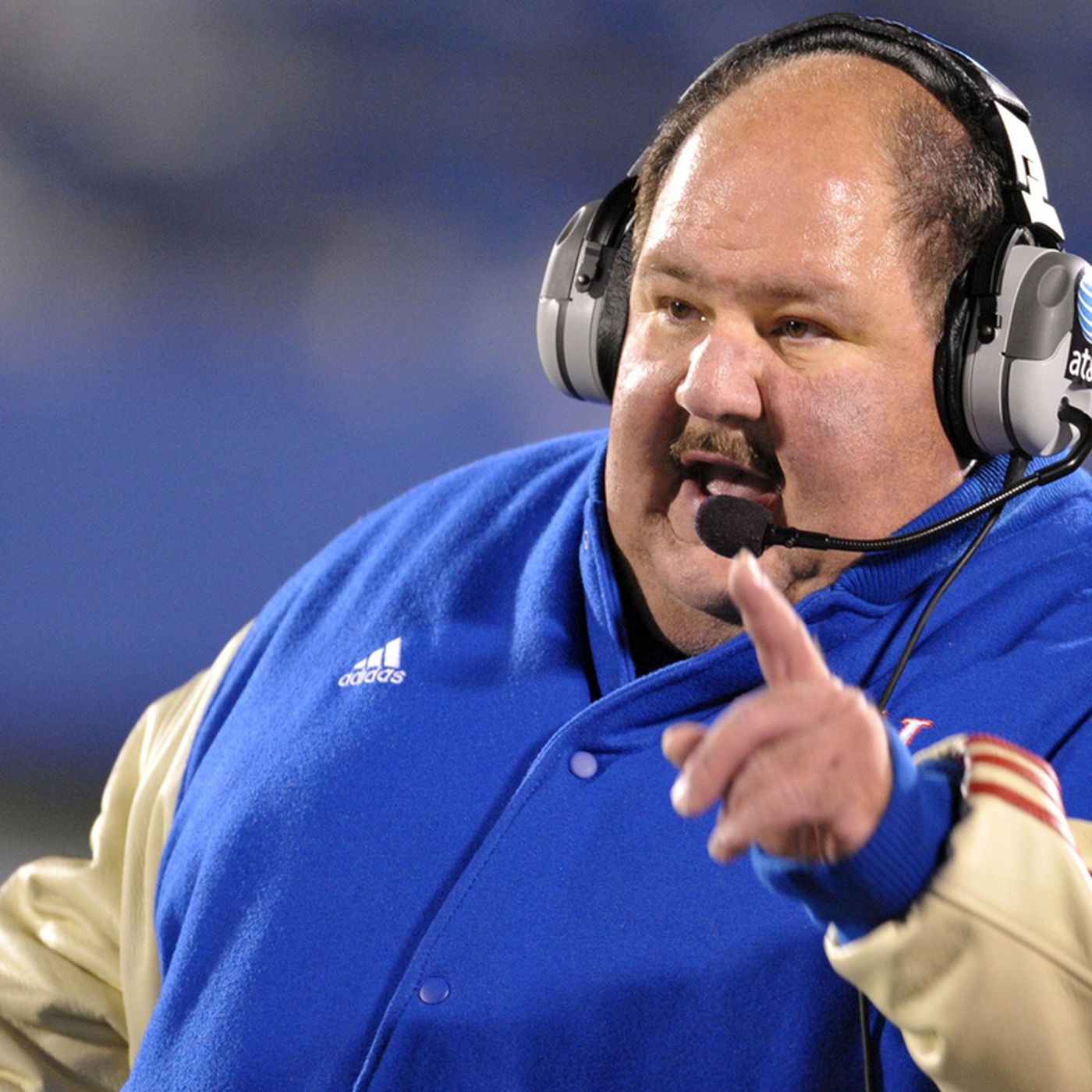 Mark Mangino removes himself from Colorado coaching search 